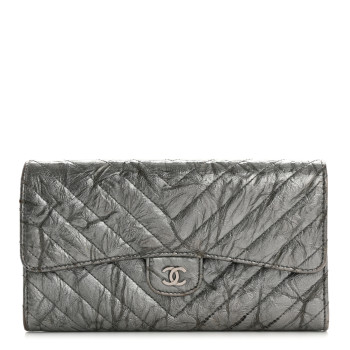 CHANEL Patent Metallic Crumpled Calfskin Chevron Quilted Large Gusset Flap Wallet Silver