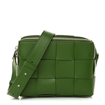 BOTTEGA VENETA Calfskin Maxi Intrecciato Cassette Camera Bag Avocado