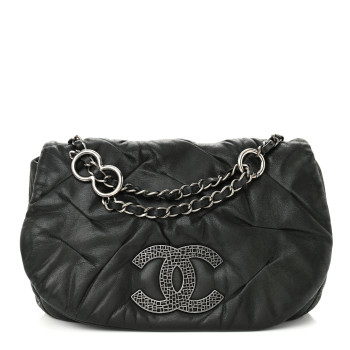 CHANEL Iridescent Calfskin Glint Flap Black