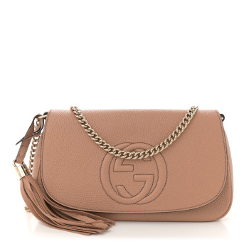 GUCCI Pebbled Calfskin Medium Soho Flap Crossbody Camelia