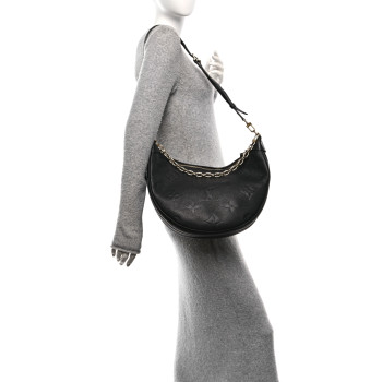 LOUIS VUITTON Empreinte Monogram Giant Loop Hobo Black