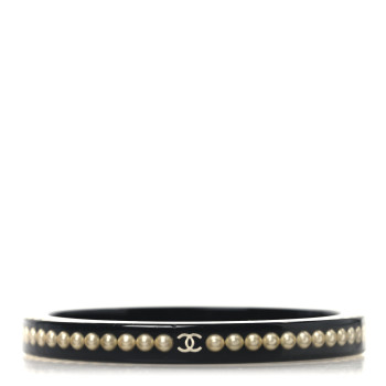 CHANEL Resin Pearl CC Bangle Black