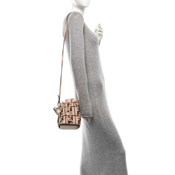 FENDI Raffia Vitello King F is Fendi FF Crochet Mini Mon Tresor Bucket Bag Natural Light Rose
