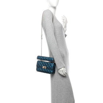 VALENTINO GARAVANI Metallic Wrinkled Lambskin Small Rockstud Spike Shoulder Bag Peacock