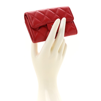 CHANEL Caviar Quilted Flap Card Holder Wallet Red
