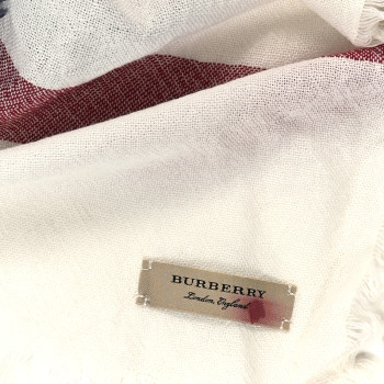 BURBERRY Wool House Check Scarf Ivory