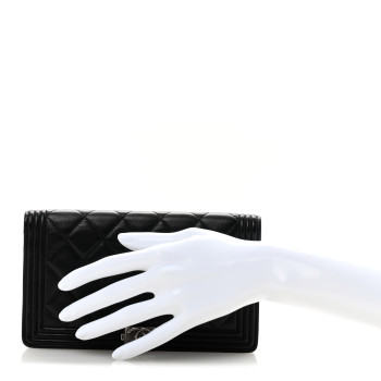 CHANEL Lambskin Quilted Boy Yen Wallet Black
