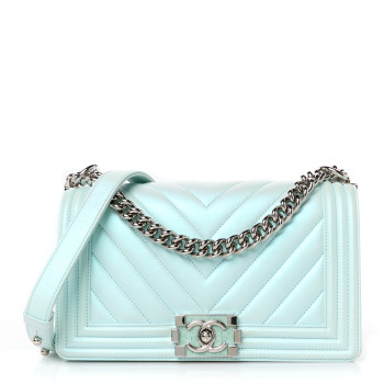 CHANEL Iridescent Lambskin Chevron Quilted Medium Boy Flap Turquoise