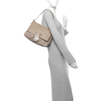 FENDI Nappa Mama Baguette Beige