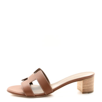 HERMES Calfskin Oasis Sandals 38 Gold