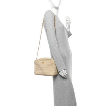 CHANEL Caviar Quilted Camera Case Beige Clair
