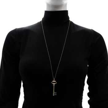 TIFFANY 18K Yellow Gold Vintage Oval Key Pendant Bead Chain Necklace