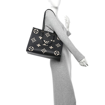 LOUIS VUITTON Empreinte Monogram Giant Onthego MM Black Beige