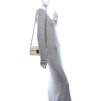 LOUIS VUITTON Empreinte Metis Wallet On Chain Cream