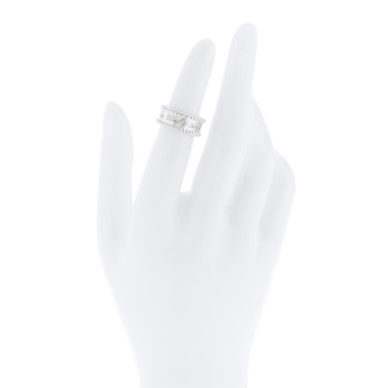VAN CLEEF & ARPELS 18K White Gold Perlee Signature Ring 47 4.25