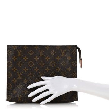 LOUIS VUITTON Monogram Toiletry Pouch 26 LOUIS VUITTON Monogram Toiletry Pouch 26