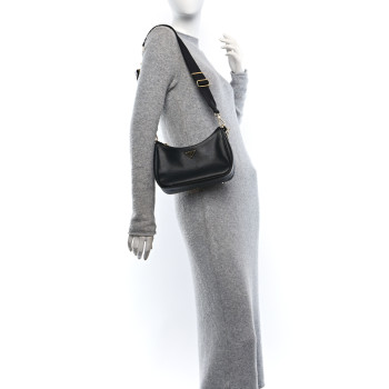 PRADA Saffiano Lux Re-Edition 2005 Shoulder Bag Black