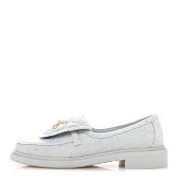 CHANEL Denim CC Turnlock Loafers 35 Blue