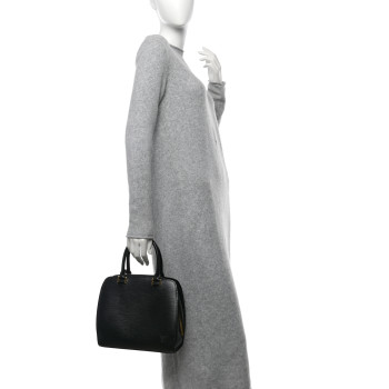 LOUIS VUITTON Epi Pont-Neuf Black