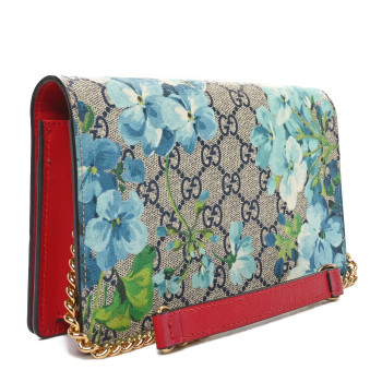 GUCCI GG Supreme Monogram Blooms Chain Wallet Blue