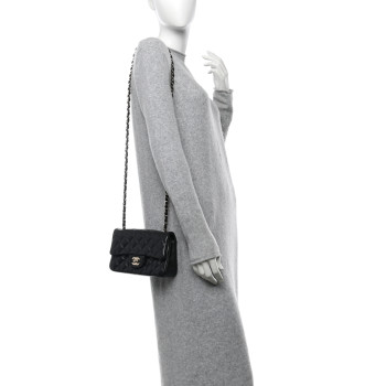 CHANEL Caviar Quilted Mini Rectangular Flap Black