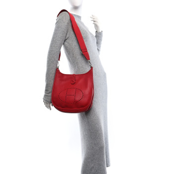 HERMES Taurillon Clemence Evelyne III PM Rouge Casaque