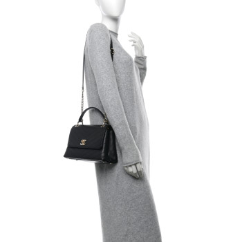 CHANEL Grained Calfskin Small Chevron Chic Top Handle Flap Black