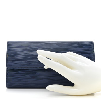 LOUIS VUITTON Epi Sarah Wallet Cyan