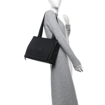 CHANEL Caviar CC Shoulder Bag Black
