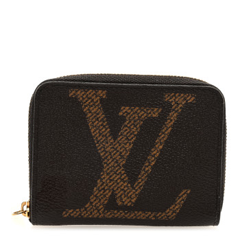 LOUIS VUITTON Monogram Giant Zippy Coin Purse
