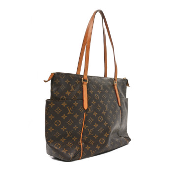LOUIS VUITTON Monogram Totally MM