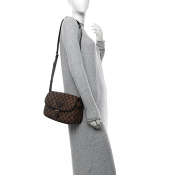 LOUIS VUITTON Damier Ebene Sologne