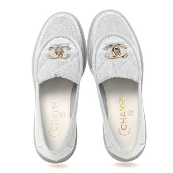 CHANEL Denim CC Turnlock Loafers 35 Blue