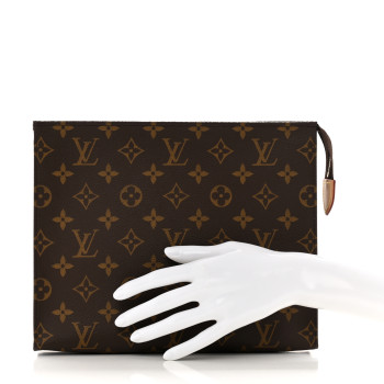 LOUIS VUITTON Monogram Toiletry Pouch 26