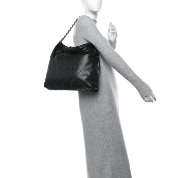 CHANEL Shiny Caviar Quilted Monochrome Chanel 22 Black