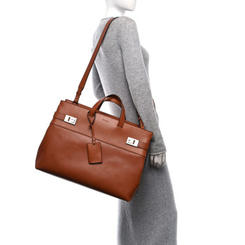 SALVATORE FERRAGAMO Calfskin Gancini Mens Tote Bag Vicuna SALVATORE FERRAGAMO Calfskin Gancini Mens Tote Bag Vicuna