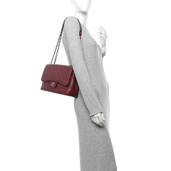 CHANEL Caviar Quilted Jumbo Double Flap Dark Red