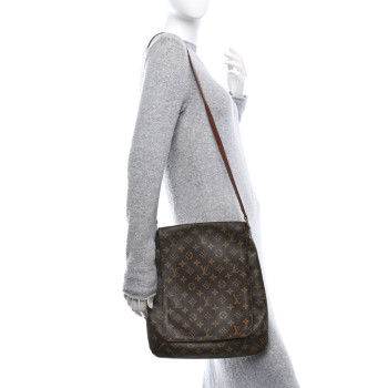 LOUIS VUITTON Monogram Musette GM LOUIS VUITTON Monogram Musette GM