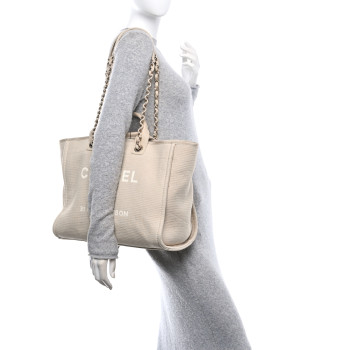 CHANEL Mixed Fibers Medium Deauville Tote Beige