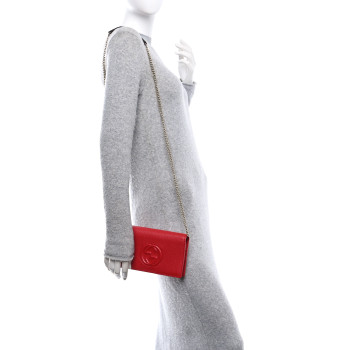 GUCCI Pebbled Calfskin Soho Wallet on Chain Tabasco Red