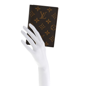 LOUIS VUITTON Monogram Passport Cover