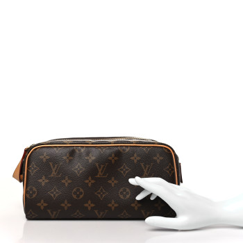 LOUIS VUITTON Monogram Dopp Kit Toilet Pouch