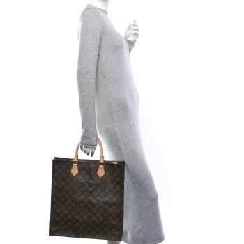 LOUIS VUITTON Monogram Sac Plat