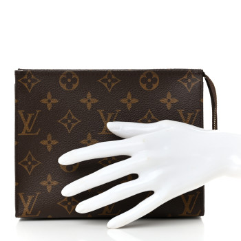 LOUIS VUITTON Monogram Toiletry Pouch 19