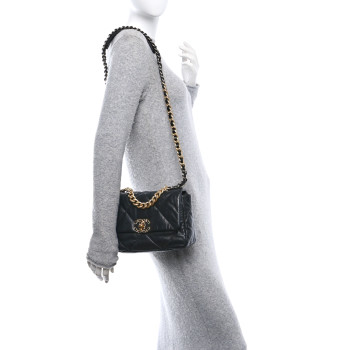 CHANEL Goatskin Quilted Medium Chanel 19 Flap Black