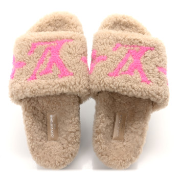 LOUIS VUITTON Shearling Paseo Flat Comfort Mule 36 Beige