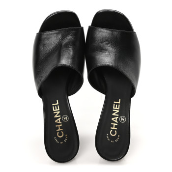 CHANEL Shiny Goatskin Pearl Mule 37 Black