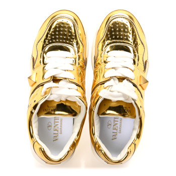VALENTINO GARAVANI Metallic Nappa Patent One Stud Low Top Sneaker 37.5 Gold