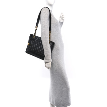 CHANEL Lambskin Quilted Shoulder Bag Black