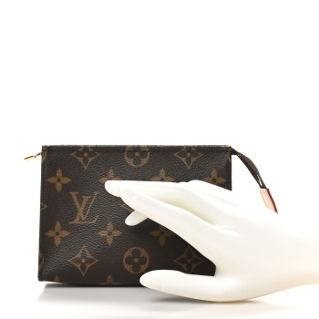 LOUIS VUITTON Monogram Toiletry Pouch 15